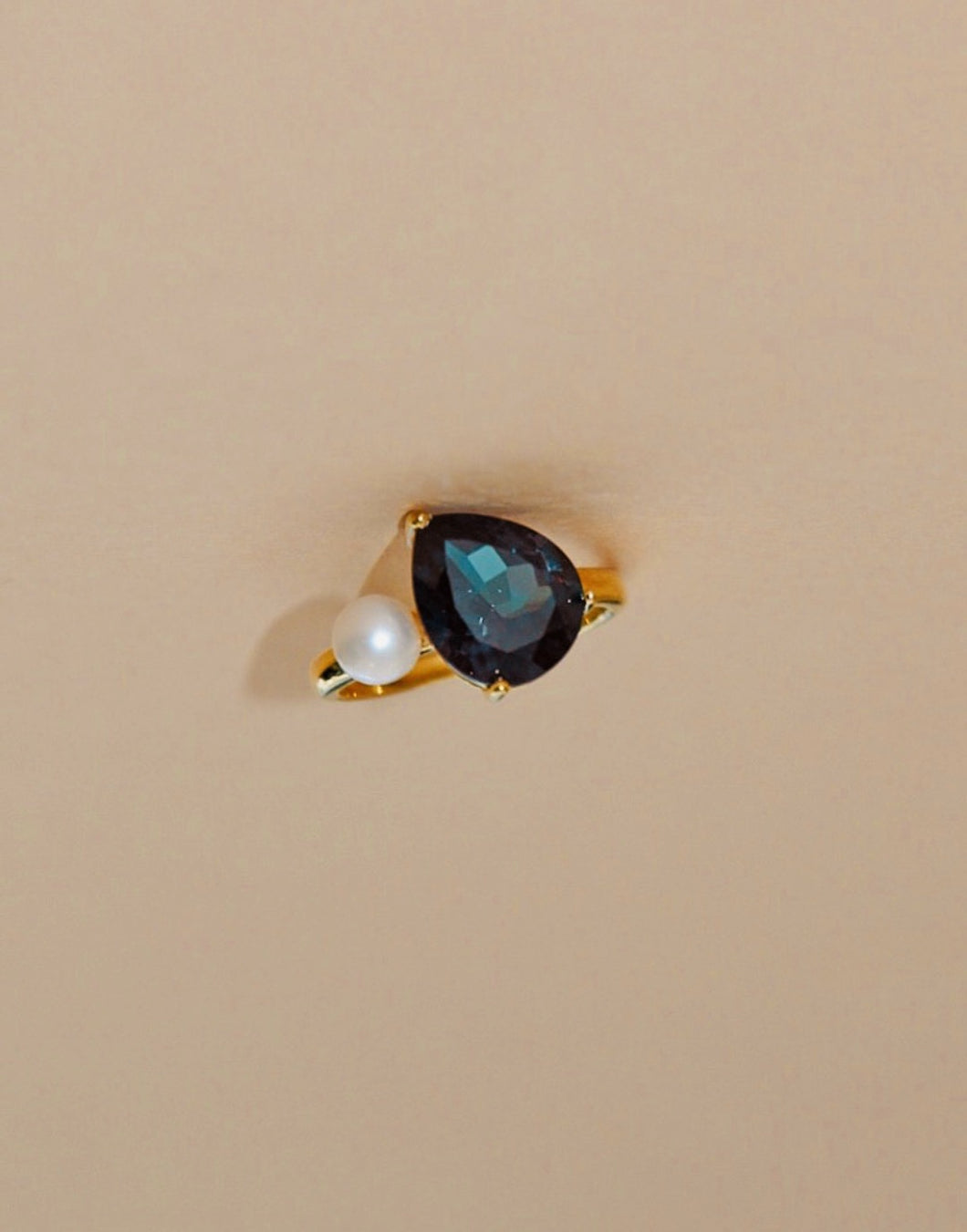 Dark Side of the Moon Ring